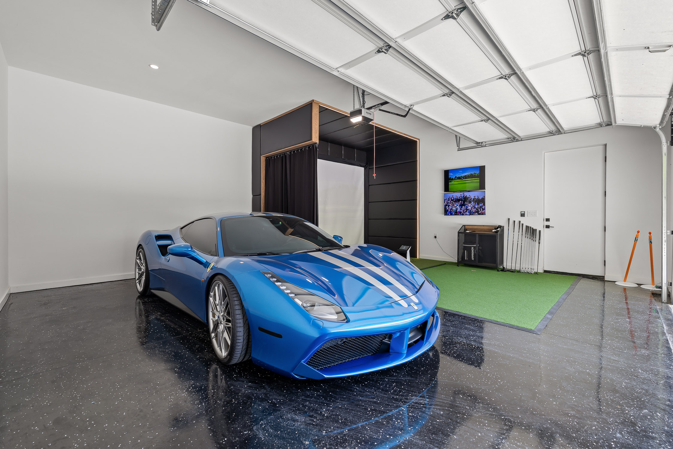 Golf Room Environment